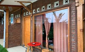 Budi Bambu Homestay Yogyakarta Bangunjiwo Mitra Reddoorz